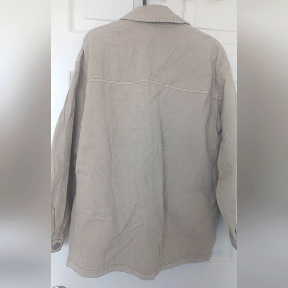 Oversized Denim Shirt Jacket - Picture 3 of 4